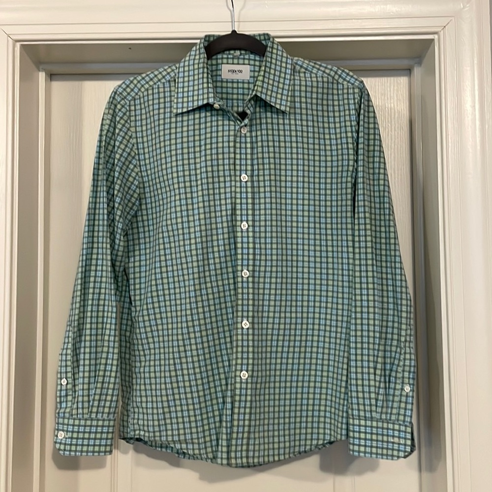 Hyden Yoo Men’s button down, size Small